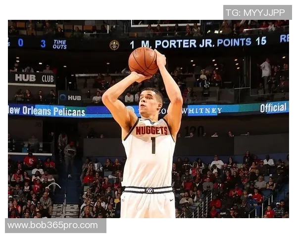 小迈克尔波特半场表现出色8中4得10分三分球两投全中助球队争胜