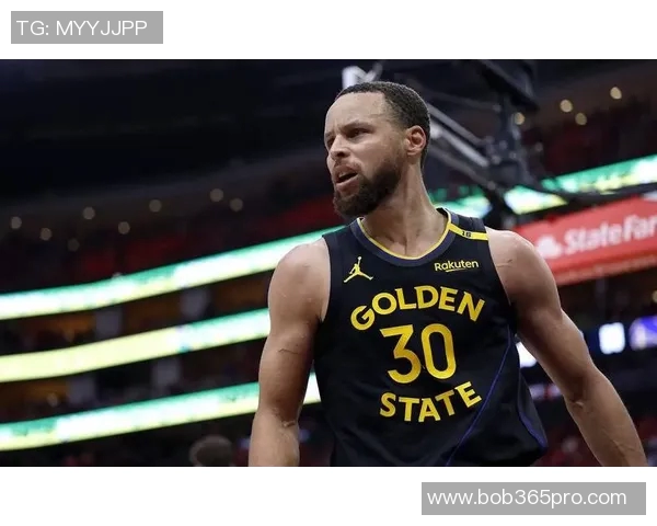 开拓者客场逆转勇士霸气抢下篮板球展现强大实力 开拓者客场逆转勇士霸气抢下篮板球展现强大实力