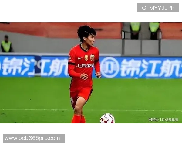 李新翔谈中超首年夺冠难度与对偶像武磊的崇敬之情