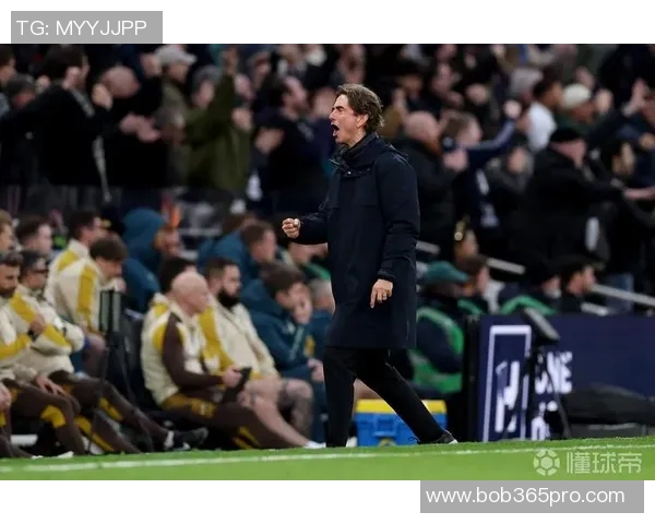 热刺边卫波罗赛后怒斥队友无视球迷行为引发众怒令人失望