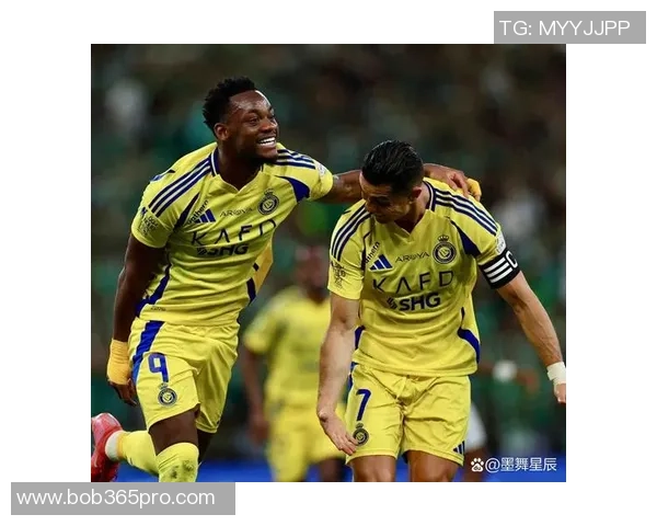 前利雅得胜利主帅卡斯特罗加盟格雷米奥C罗在评论区送上祝贺